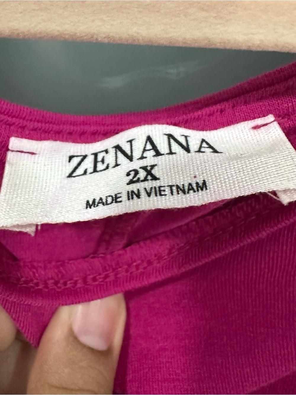 Zenana Fuchsia Sleeveless Top Size 2X - Picture 3 of 5
